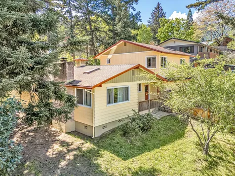 430 Ashland Street Ashland OR 97520