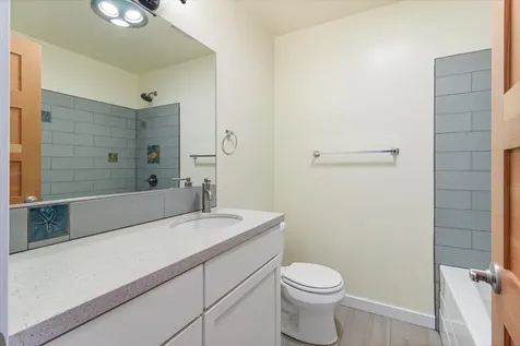 430 Ashland Street Ashland OR 97520