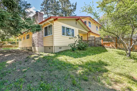 430 Ashland Street Ashland OR 97520