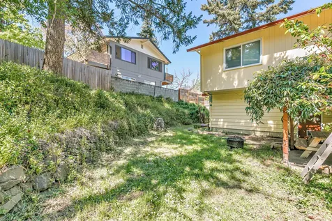 430 Ashland Street Ashland OR 97520