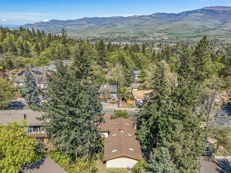 430 Ashland Street Ashland OR 97520