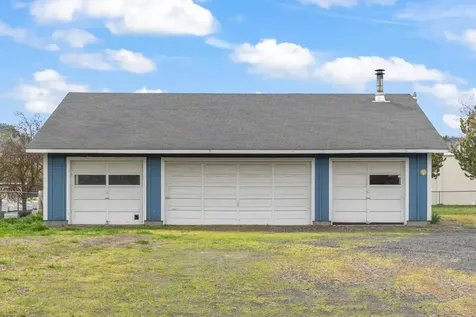 2010 NE Laughlin Road Prineville OR 97754
