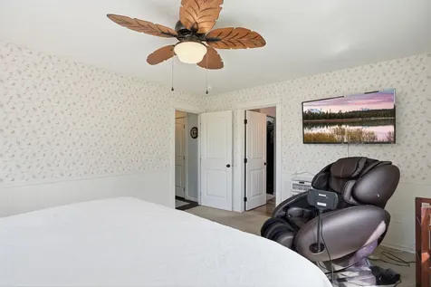 429 NE Petal Court Madras OR 97741