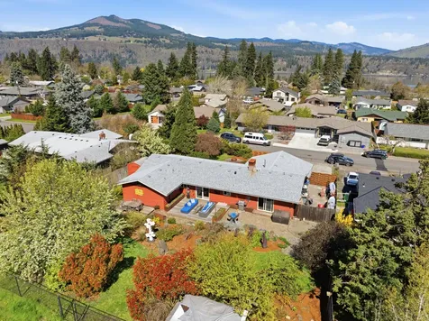 2019 Montello Avenue Hood River OR 97031