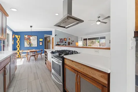 2019 Montello Avenue Hood River OR 97031