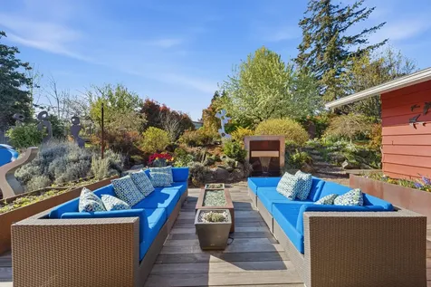 2019 Montello Avenue Hood River OR 97031