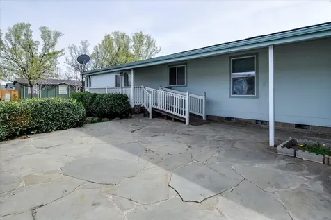 533 NE Shoshone Drive Redmond OR 97756