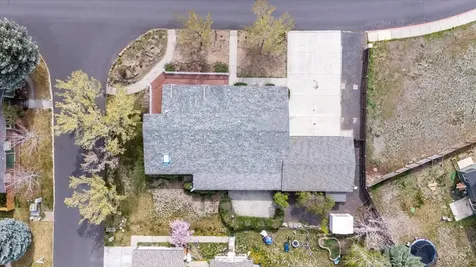 533 NE Shoshone Drive Redmond OR 97756