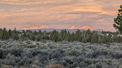 61280 Mountain Breezes Court Bend OR 97702