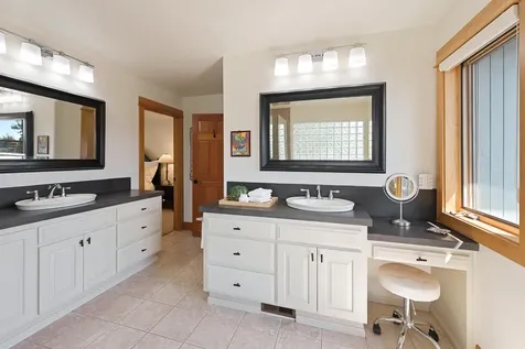 61280 Mountain Breezes Court Bend OR 97702