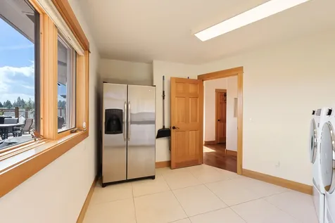 61280 Mountain Breezes Court Bend OR 97702