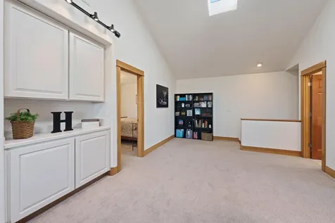 61280 Mountain Breezes Court Bend OR 97702