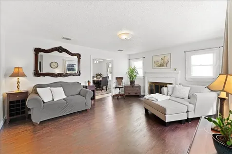 406 Newtown Street Medford OR 97501