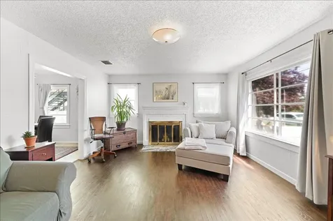 406 Newtown Street Medford OR 97501