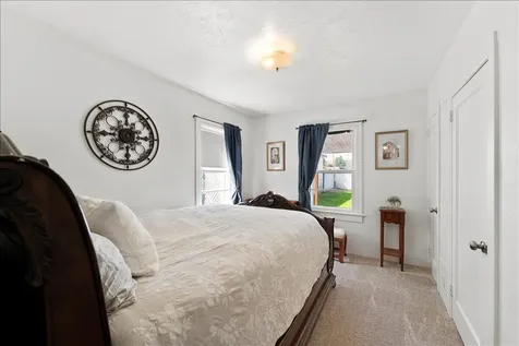 406 Newtown Street Medford OR 97501