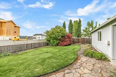 1706 Dragon Tail Place Medford OR 97504