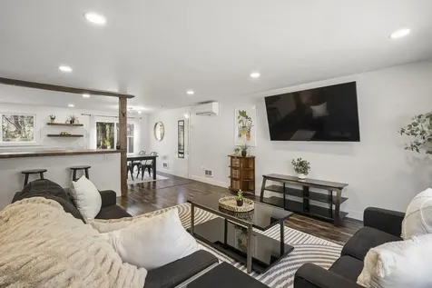 18949 Baker Road Bend OR 97702