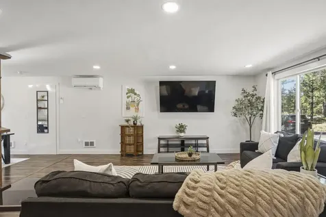 18949 Baker Road Bend OR 97702