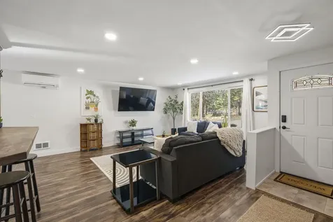 18949 Baker Road Bend OR 97702