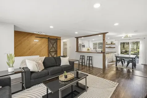 18949 Baker Road Bend OR 97702
