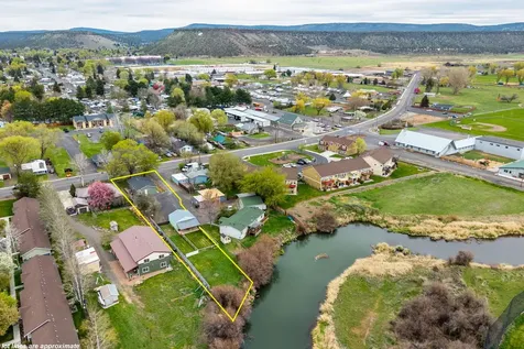 715 S Main Street Prineville OR 97754
