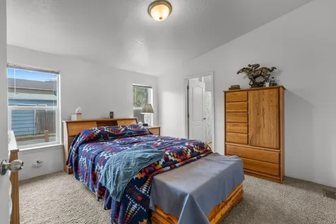 715 S Main Street Prineville OR 97754
