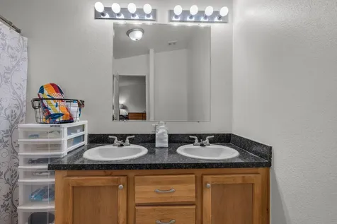 715 S Main Street Prineville OR 97754