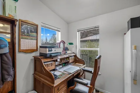 715 S Main Street Prineville OR 97754
