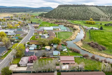 715 S Main Street Prineville OR 97754