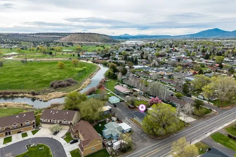 715 S Main Street Prineville OR 97754