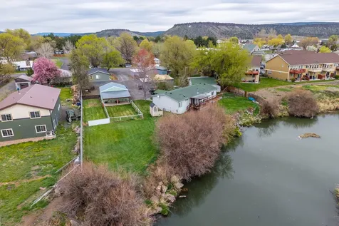 715 S Main Street Prineville OR 97754