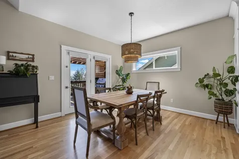 3042 NW Colonial Drive Bend OR 97703
