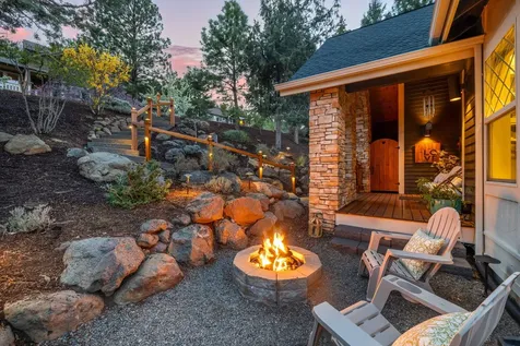 3042 NW Colonial Drive Bend OR 97703