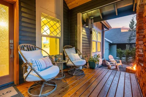 3042 NW Colonial Drive Bend OR 97703