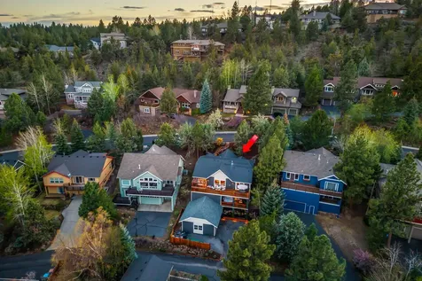3042 NW Colonial Drive Bend OR 97703