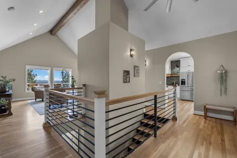 3042 NW Colonial Drive Bend OR 97703
