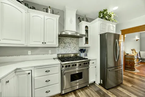 826 Oak Grove Road Medford OR 97501