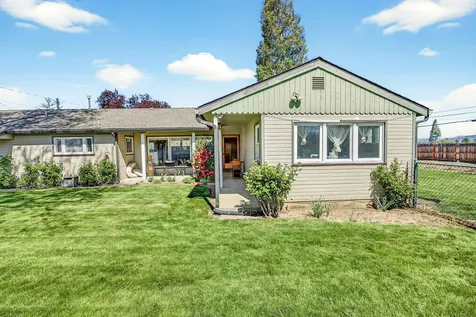 826 Oak Grove Road Medford OR 97501