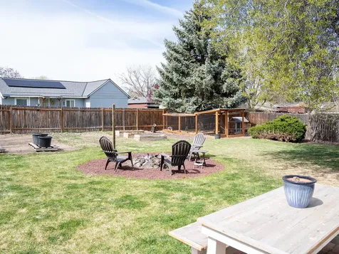 1923 SW 20th Street Redmond OR 97756