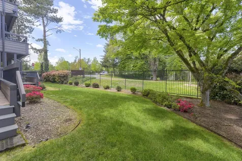 115 Rogue River #308 Highway Grants Pass OR 97527