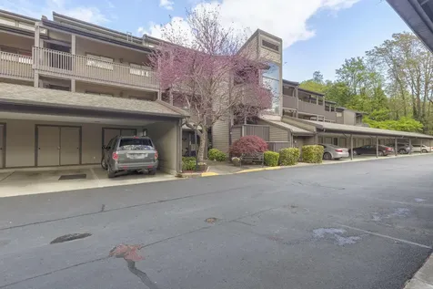 115 Rogue River #308 Highway Grants Pass OR 97527
