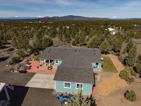 4590 SE Wampum Road Prineville OR 97754
