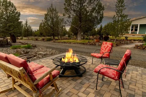 4590 SE Wampum Road Prineville OR 97754