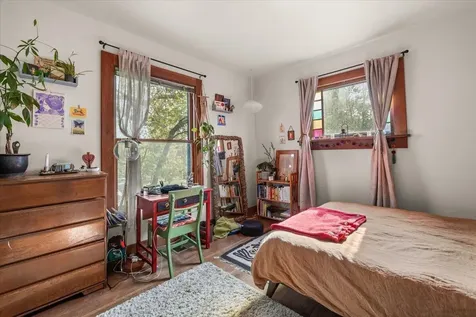 590 Allison Street Ashland OR 97520