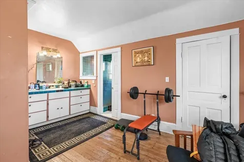 590 Allison Street Ashland OR 97520