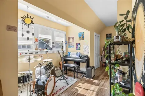590 Allison Street Ashland OR 97520