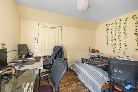 590 Allison Street Ashland OR 97520
