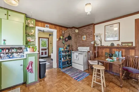 590 Allison Street Ashland OR 97520