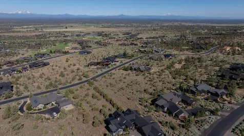SW Hope Vista Drive Powell Butte OR 97753