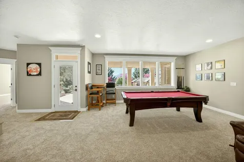 4104 Piedmont Terrace Medford OR 97504